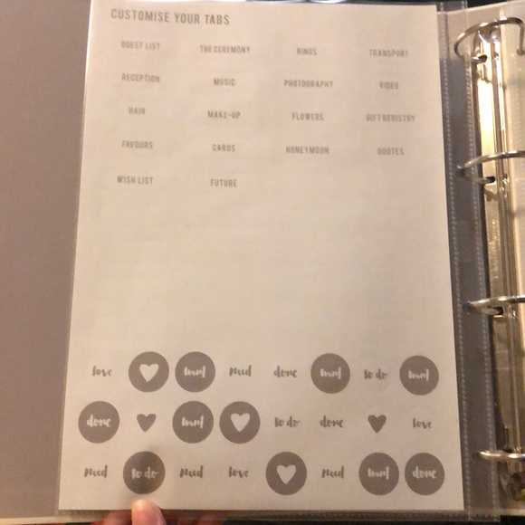 Kikki.K Wedding Organizer - Picture 3 of 8